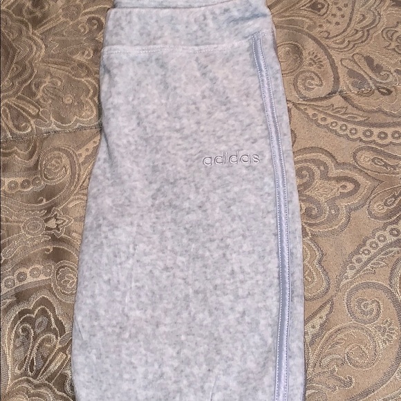 light gray adidas leggings :) - Picture 3 of 3